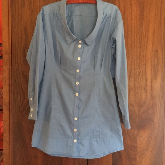 Nanette Lepore Tops - Tunic blouse with slit in back Nanette Lepore Tops - Tunic blouse with slit in back